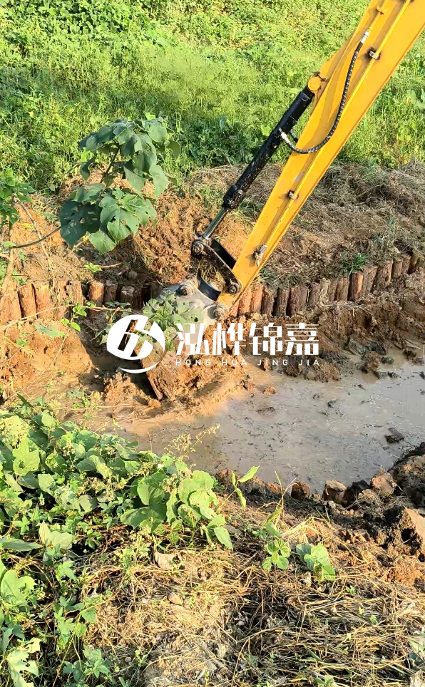 德州河道清淤專(zhuān)業(yè)施工-打完松木樁后為何需要立即清理淤泥?