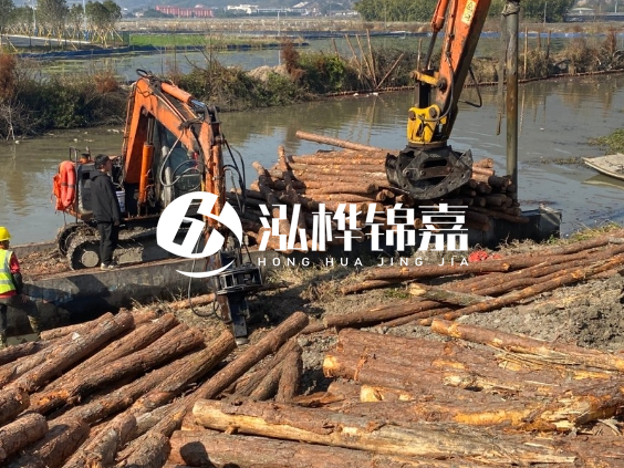 湖南松木樁批發廠家-5米松木樁批發1000根有優惠嗎?