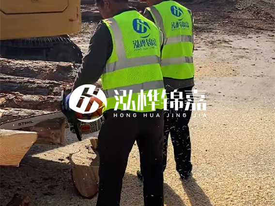 護坡木樁哪里有的買？2米松木樁直徑14價格多少錢？